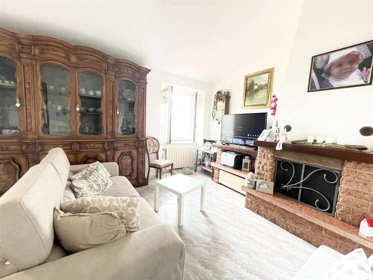 Appartamento Bellavista カステルヌオーヴォ・マグラ エクステリア 写真