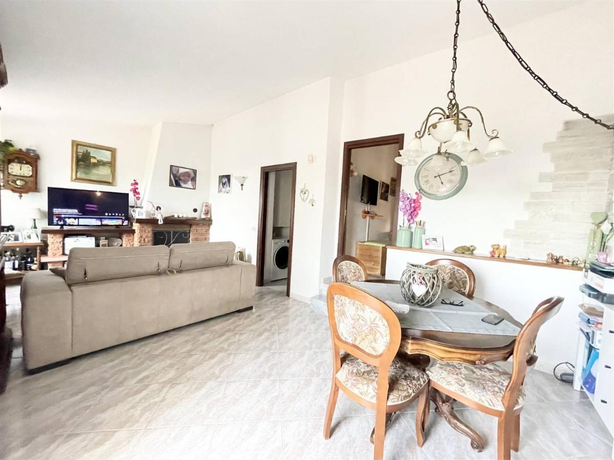 Appartamento Bellavista カステルヌオーヴォ・マグラ エクステリア 写真